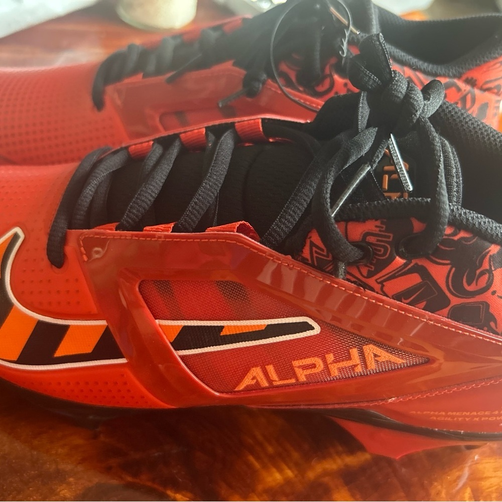 🏈🏈Nike Red and Black Alpha football Cleats 🏈🏈 - Picture 2 of 6